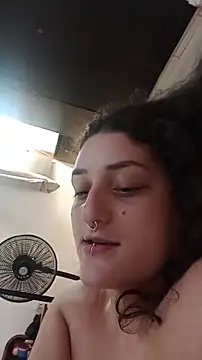 Snapshot of Khara_Mel chatting on October 26, 2025, 3:18 am Khara Mel online show from October 26, 2025, 3:18 am