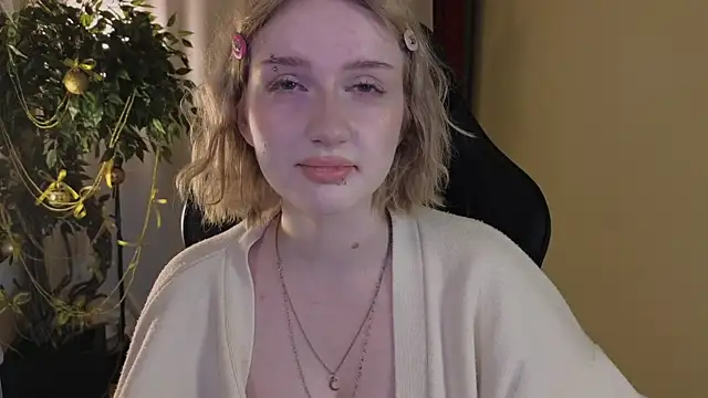 ELLIEJAY online show from January 9, 2026, 5:14 am