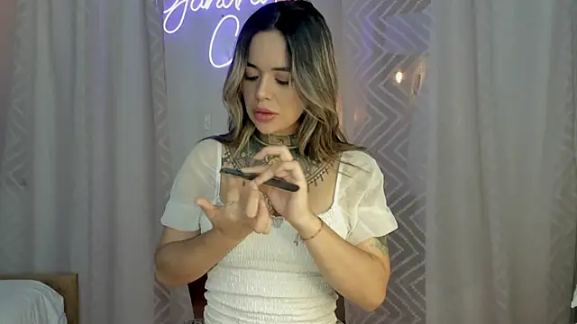 Snapshot of yandracelisofficial chatting on February 12, 2025, 3:29 am yandracelisofficial online show from February 12, 2025, 3:29 am