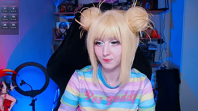 Snapshot of ohclementine chatting on December 6, 2024, 10:10 am ohclementine online show from December 6, 2024, 10:10 am