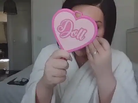 magical mia online show from March 5, 2025, 12:22 pm