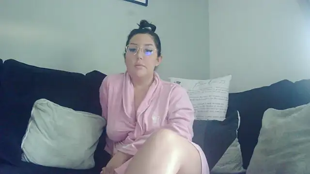 magical mia online show from October 14, 2025, 9:43 am