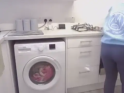 magical mia online show from March 6, 2025, 2:40 pm