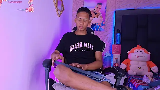 Snapshot of dilan_alfonzo chatting on May 28, 2026, 2:23 pm dilan alfonzo online show from May 28, 2026, 2:23 pm