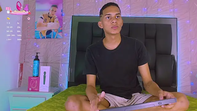 dilan alfonzo online show from December 4, 2025, 8:41 pm