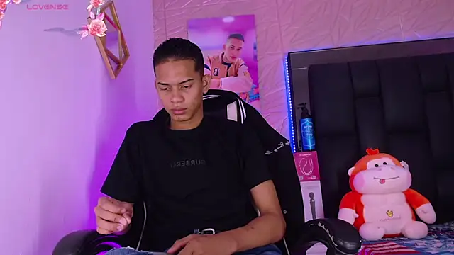 dilan alfonzo online show from March 30, 2026, 2:13 am