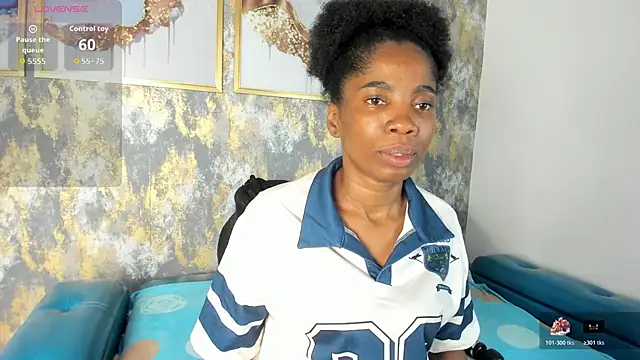 Snapshot of MonicaSchwartz chatting on November 27, 2025, 7:47 pm MonicaSchwartz online show from November 27, 2025, 7:47 pm