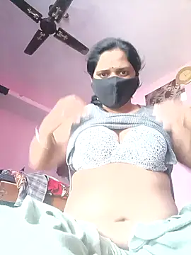 Snapshot of Nkumar173 chatting on December 19, 2025, 5:43 am Nkumar173 online show from December 19, 2025, 5:43 am