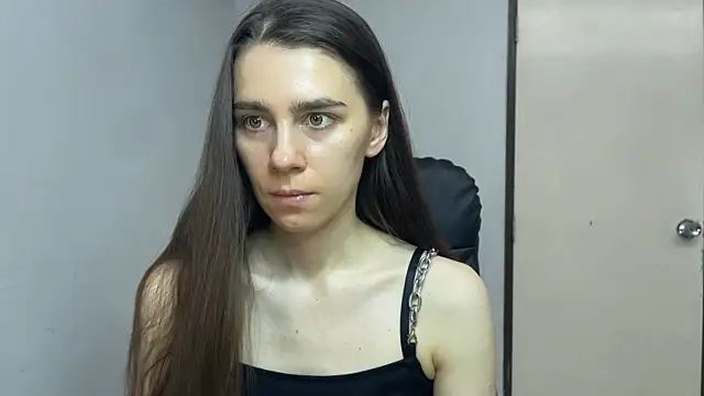 SassyJessi online show from April 15, 2026, 4:07 am