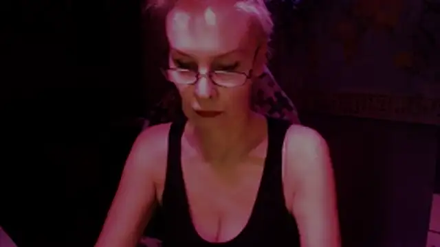 HelgaHimmell online show from March 24, 2026, 6:30 pm