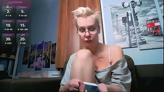 HelgaHimmell online show from March 19, 2026, 4:40 pm