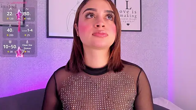 Snapshot of sophia_98 chatting on November 15, 2025, 7:40 pm sophia 98 online show from November 15, 2025, 7:40 pm