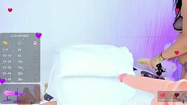 Snapshot of jasminnee_ chatting on March 21, 2025, 7:24 pm jasminnee online show from March 21, 2025, 7:24 pm