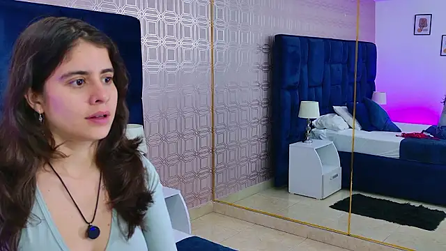 Snapshot of LexaDeRusso chatting on February 1, 2026, 7:45 pm LexaDeRusso online show from February 1, 2026, 7:45 pm