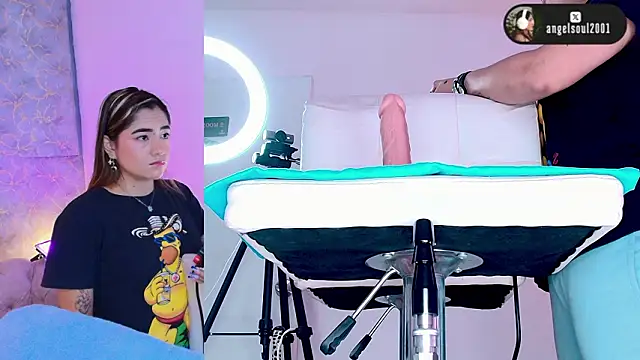 Angelst   online show from February 8, 2026, 8:12 am