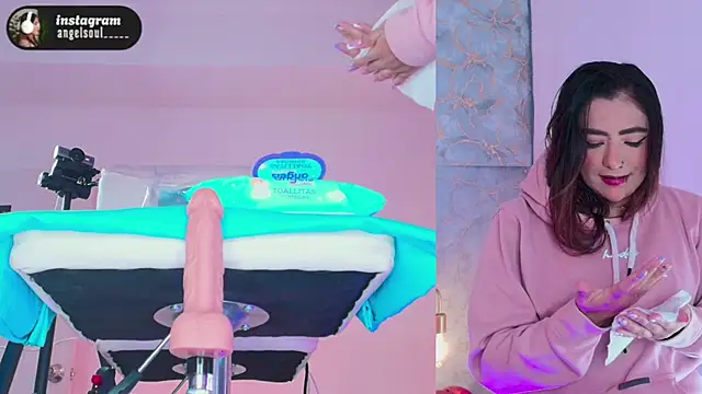 Snapshot of Angelst__ chatting on November 22, 2025, 6:01 am Angelst online show from November 22, 2025, 6:01 am