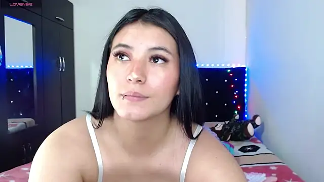 Zasha Kaira online show from September 15, 2025, 9:37 pm