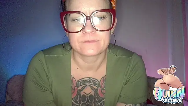 quinnmariexo online show from November 12, 2025, 11:19 pm