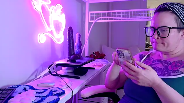 Snapshot of quinnmariexo chatting on February 19, 2026, 11:12 pm quinnmariexo online show from February 19, 2026, 11:12 pm