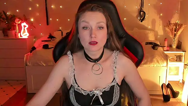 Snapshot of desperatehousewife__ chatting on March 2, 2025, 6:13 pm desperatehousewife online show from March 2, 2025, 6:13 pm