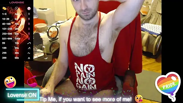 Snapshot of RealManHaveHairy chatting on March 12, 2025, 5:38 pm RealManHaveHairy online show from March 12, 2025, 5:38 pm