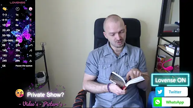 Snapshot of RealManHaveHairy chatting on May 9, 2026, 6:28 am RealManHaveHairy online show from May 9, 2026, 6:28 am