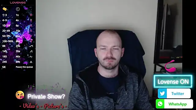 Snapshot of RealManHaveHairy chatting on May 18, 2026, 5:29 pm RealManHaveHairy online show from May 18, 2026, 5:29 pm