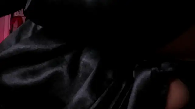 Snapshot of charrlotte_quinn chatting on November 27, 2025, 3:01 pm charrlotte quinn online show from November 27, 2025, 3:01 pm