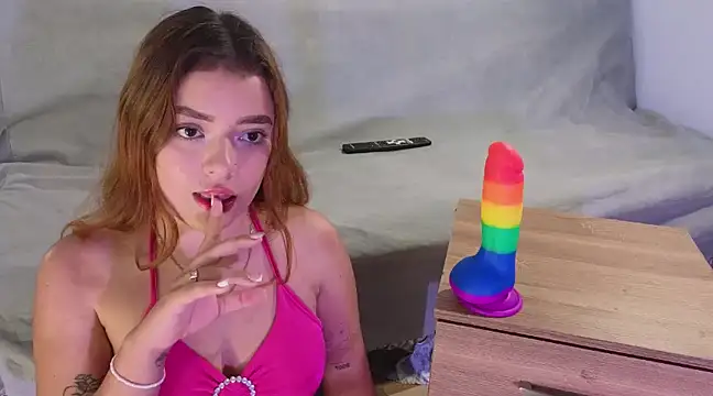 Snapshot of maddy066 chatting on January 4, 2025, 1:31 am maddy066 online show from January 4, 2025, 1:31 am