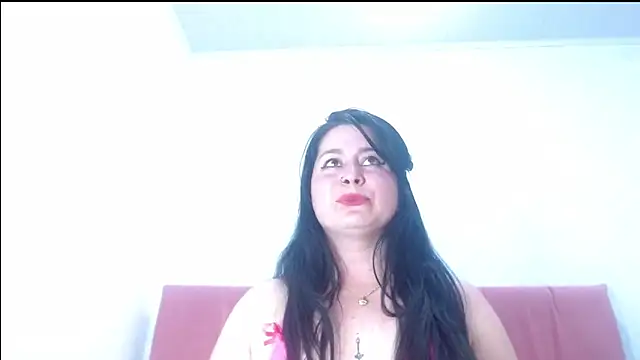 agathacorlincm101 online show from November 12, 2025, 9:07 pm