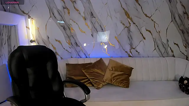 MollySundersX online show from March 7, 2026, 5:03 am