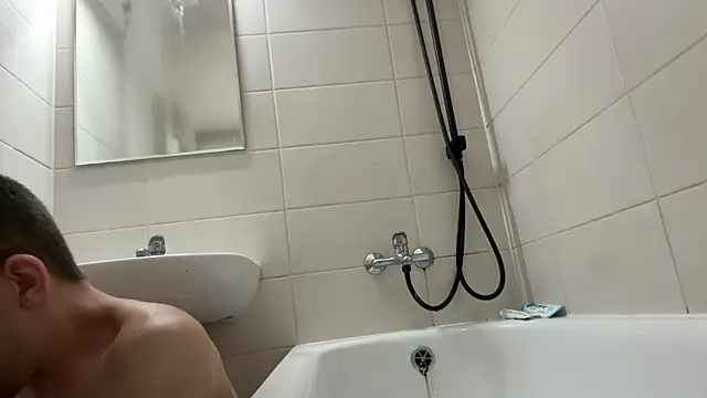 czruz online show from November 6, 2025, 8:18 am