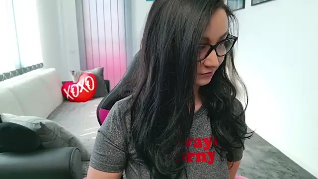 KatherineRyder online show from April 18, 2026, 2:08 pm