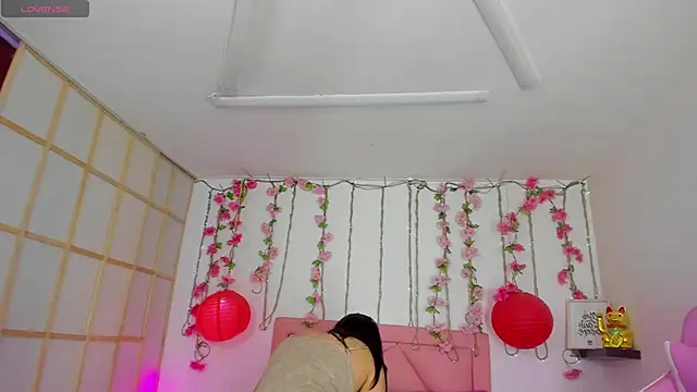 shelby carson online show from October 28, 2025, 1:17 am