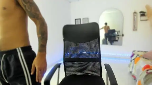 slim master12 online show from November 15, 2025, 2:59 am