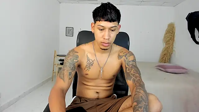 slim master12 online show from March 29, 2026, 5:36 pm