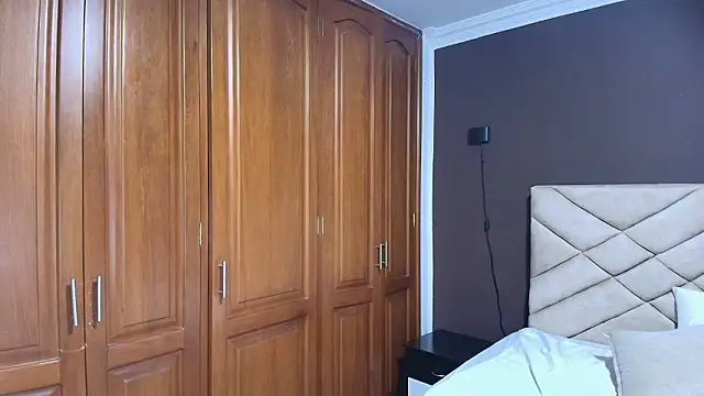 Snapshot of Raquel_jones chatting on February 2, 2026, 12:26 pm Raquel jones online show from February 2, 2026, 12:26 pm