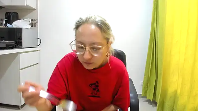 Adele johnsonn1 online show from March 3, 2025, 6:24 pm