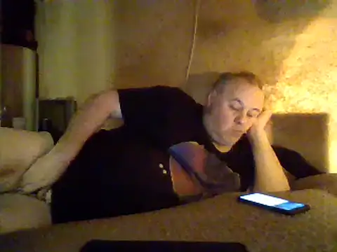 Snapshot of Nightshade7712 chatting on February 27, 2025, 1:41 am Nightshade7712 online show from February 27, 2025, 1:41 am