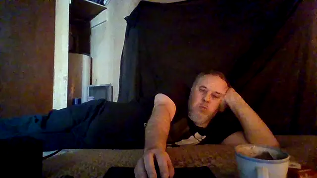 Nightshade7712 online show from February 18, 2026, 10:39 pm