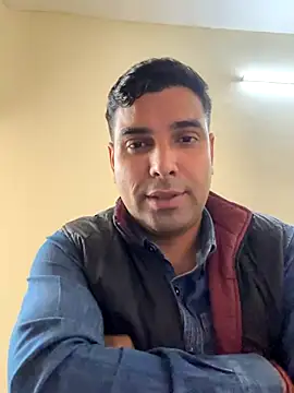 bull 4hottie online show from November 28, 2025, 5:18 am