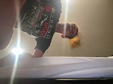 JakTRipr online show from March 14, 2025, 12:07 pm