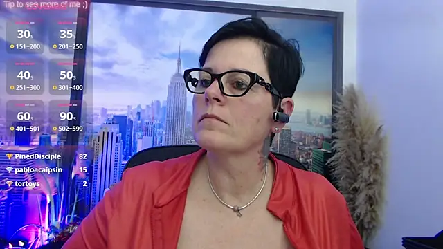 Snapshot of ninarandmann chatting on March 11, 2025, 6:08 pm ninarandmann online show from March 11, 2025, 6:08 pm