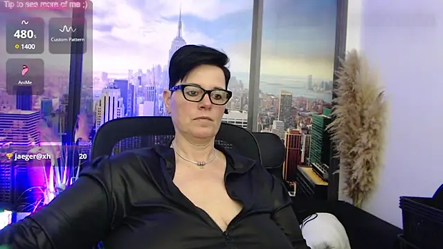 Snapshot of ninarandmann chatting on February 4, 2025, 6:17 pm ninarandmann online show from February 4, 2025, 6:17 pm