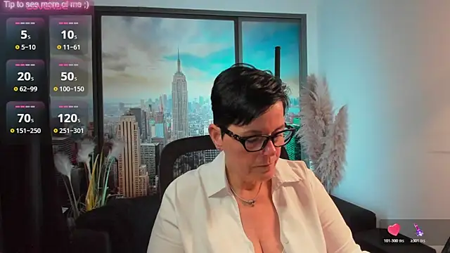 ninarandmann online show from October 24, 2025, 4:39 pm