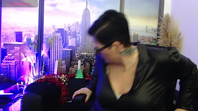 Snapshot of ninarandmann chatting on February 27, 2025, 7:15 pm ninarandmann online show from February 27, 2025, 7:15 pm