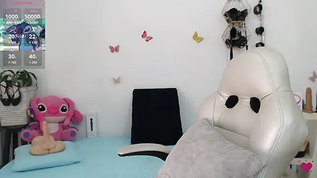 Snapshot of mom_hot__ chatting on May 20, 2026, 8:39 pm mom hot online show from May 20, 2026, 8:39 pm
