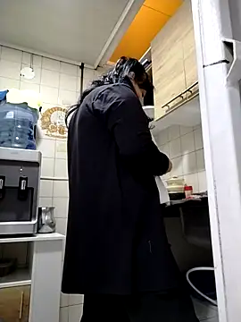 Natasha milf   online show from April 18, 2026, 12:51 pm