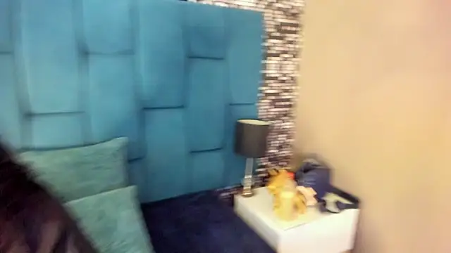 hanny milf online show from February 5, 2026, 2:07 am