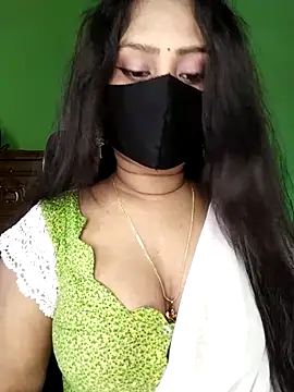 Idhika Paul online show from March 14, 2026, 6:19 am